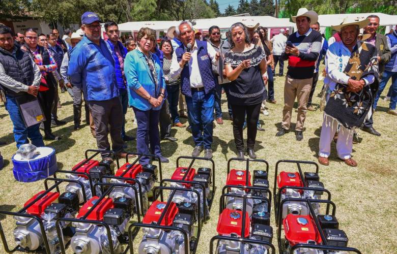 Entrega Gobernadora Delfina Gómez Álvarez más de 3.5 mdp en apoyos a productores de maíz nativo