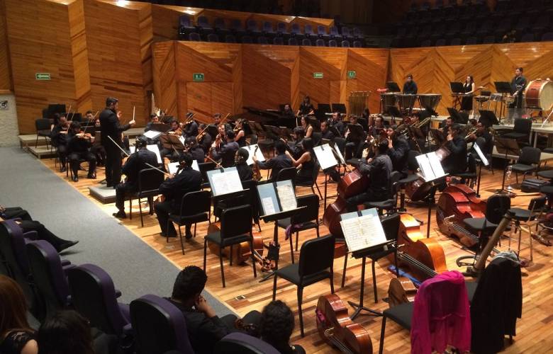 Integra orquesta sinfónica mexiquense tributo a mamás
