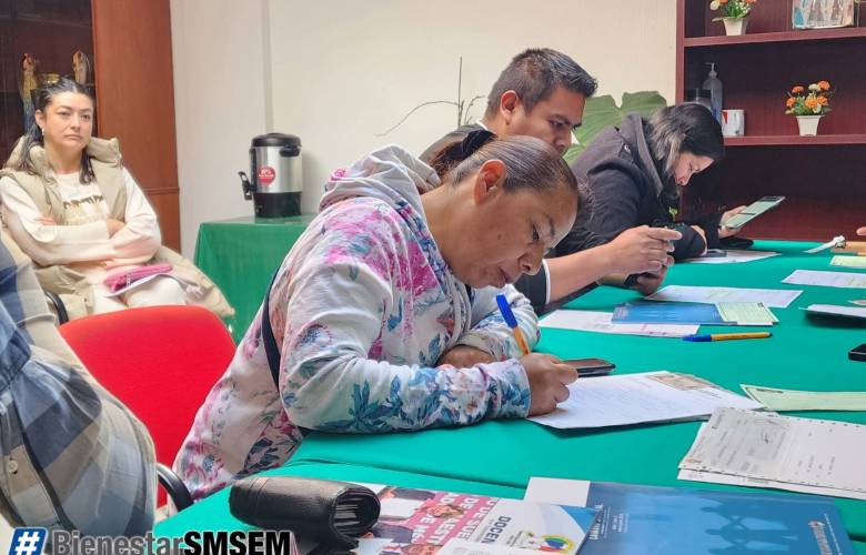 Entrega SMSEM más de 13.6 millones de pesos en créditos FAJAM a docentes mexiquenses