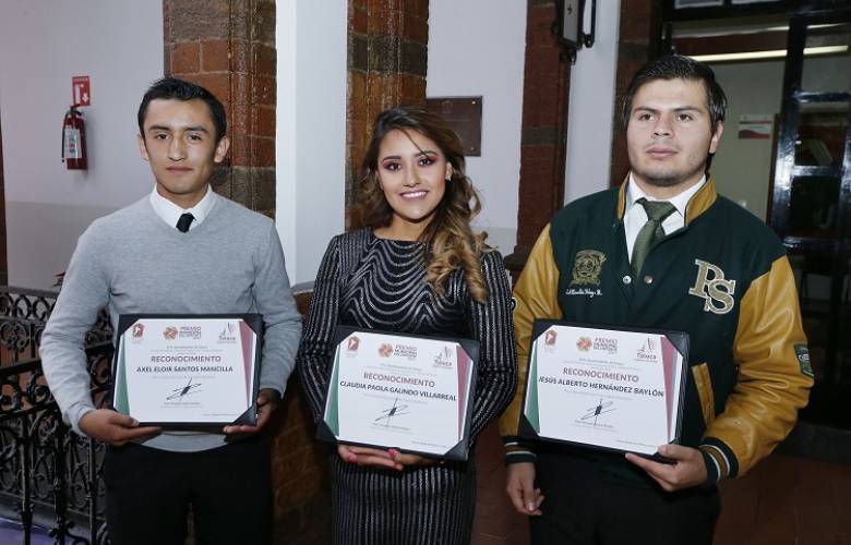 Estudiantes uaem son reconocidos con premio municipal del deporte 2017