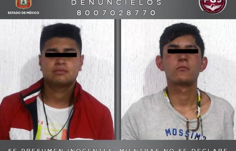 Detienen a  dos sujetos por un robo a cuentahabiente en metepec