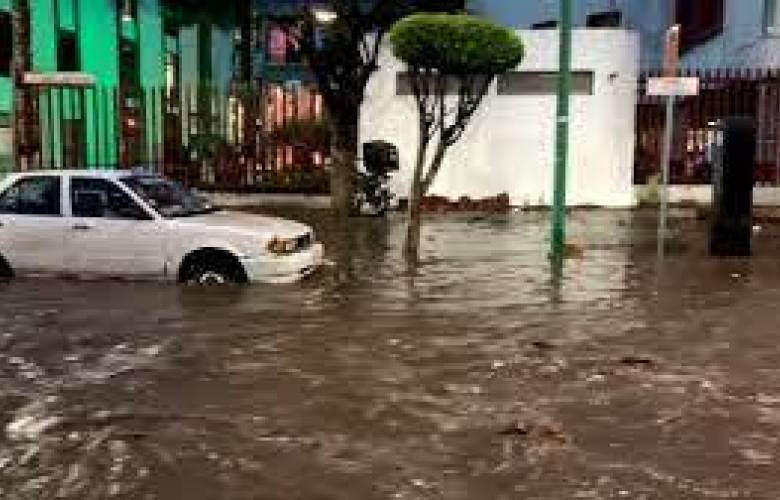 Da Alfredo del Mazo informe sobre los daños ayer en Ecatepec por lluvias