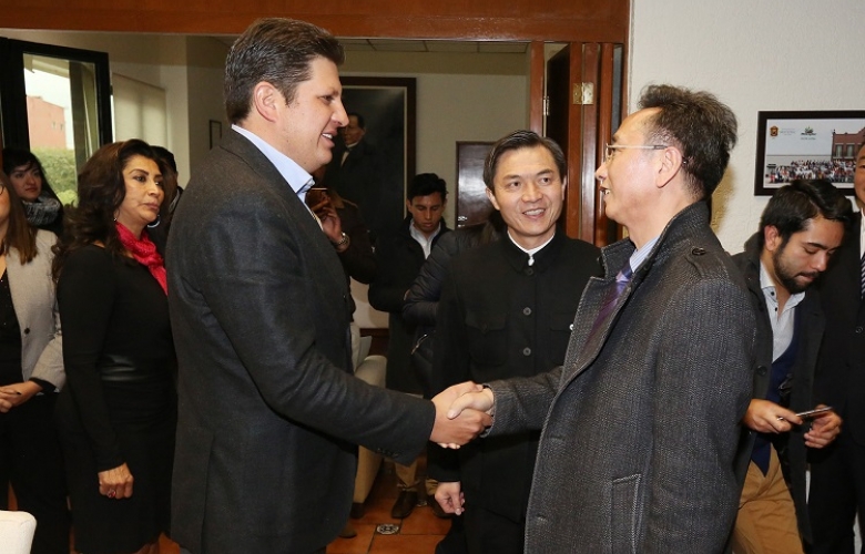 Queda delegación china maravillada con metepec