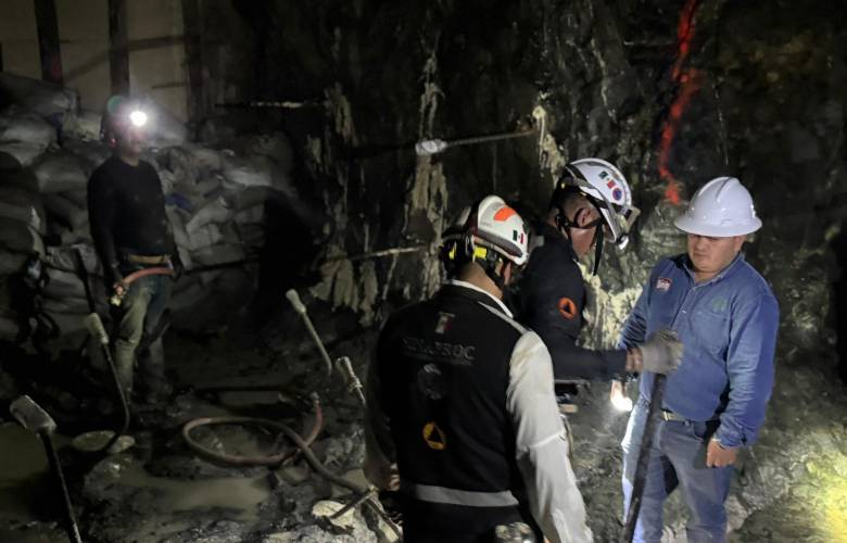 Intensifican labores de rescate en mina Santa Fe; refuerzan extracción de agua y sedimentos
