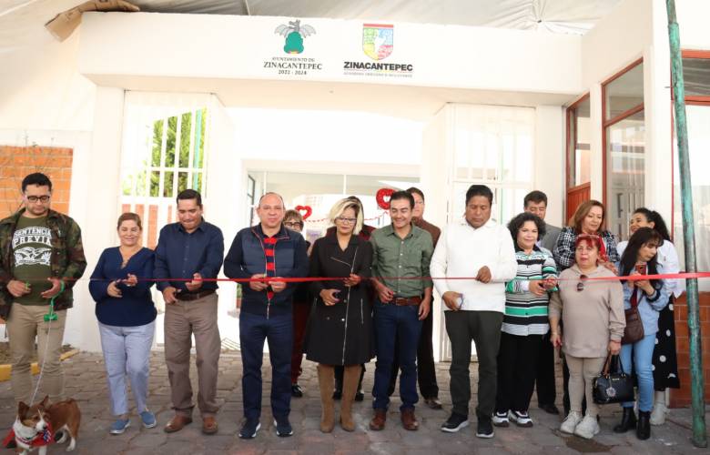 Manuel Vilchis sigue impulsando al sector educativo de Zinacantepec 