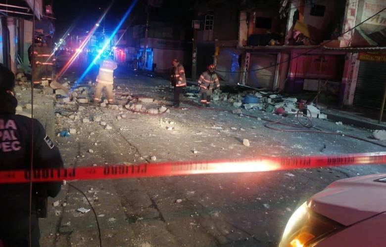 Se movilizan servicios de emergencia tras explosión de vivienda en Ecatepec