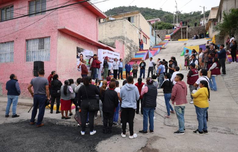 Con trabajo, Gobierno Municipal y vecinos transforman la parte alta de Ecatepec
