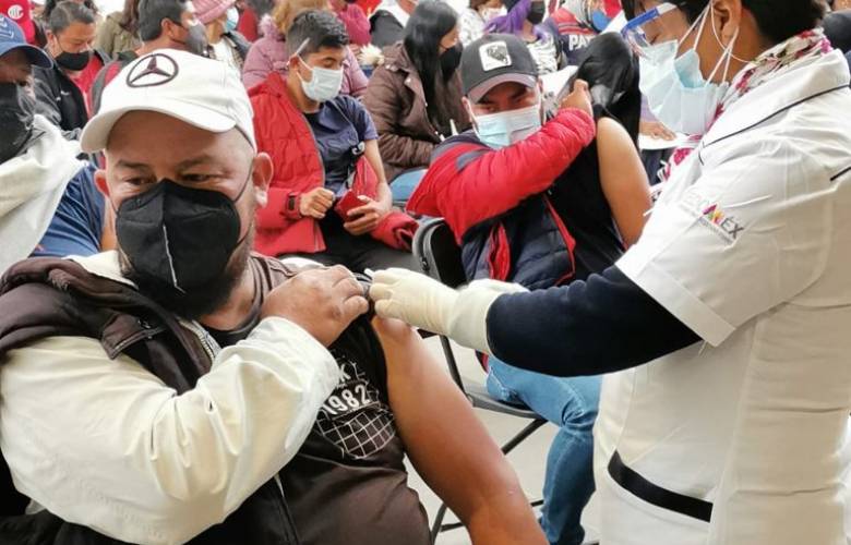 Aceleran protección contra COVID-19 con más de 600 mil personas vacunadas; 50.6% con esquema completo y 49.4% con una dosis