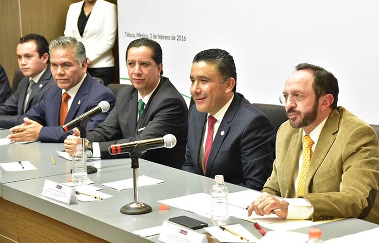Roa sánchez promueve sesión  de legislatura mexiquense en uaem